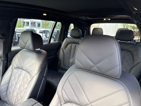 Used 2024 BMW X7 xDrive40i w/ Executive Package AWD/4WD image 14