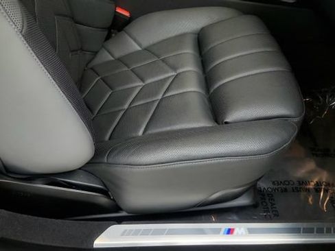 Used 2026 BMW 740i xDrive AWD/4WD image 37