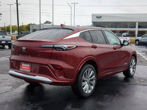 Used 2025 Buick Envista Avenir image 7