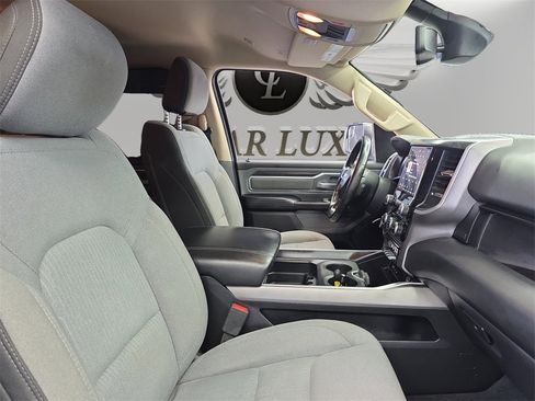 Used 2019 RAM 1500 Big Horn image 15