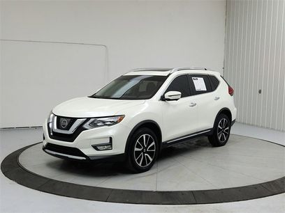 Used 2017 Nissan Rogue SL