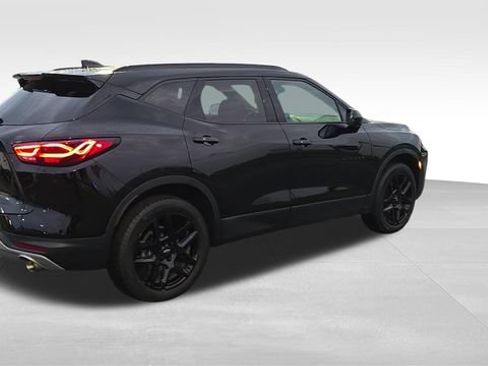 Used 2023 Chevrolet Blazer LT w/ Convenience Package FWD image 13
