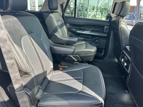 Used 2019 Ford Expedition Platinum RWD image 23