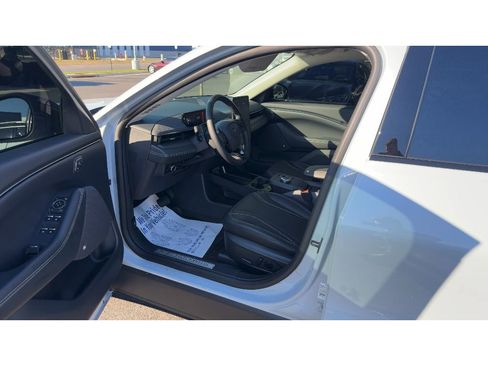 Used 2023 Ford Mustang Mach-E Premium AWD/4WD image 5