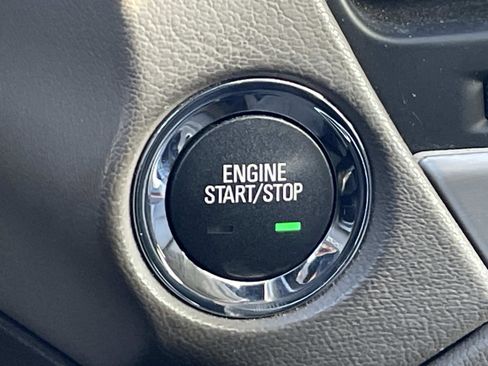 Used 2016 GMC Yukon Denali w/ Open Road Package image 28