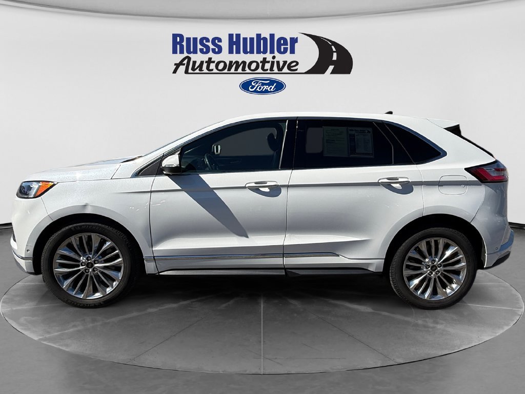 Used 2022 Ford Edge Titanium w/ Equipment Group 301A AWD/4WD image 2