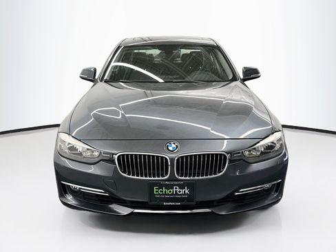 Used 2013 BMW 328i xDrive Sedan AWD/4WD image 2