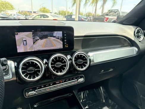 Certified 2023 Mercedes-Benz GLB 250 image 27