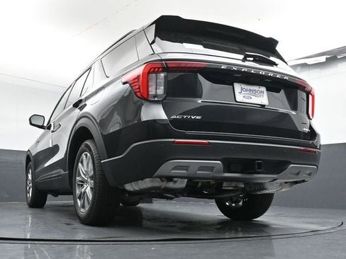 New 2026 Ford Explorer Active w/ Active Comfort Package image 28