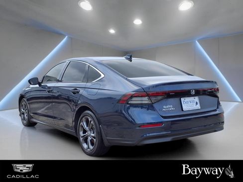 Used 2023 Honda Accord EX image 7