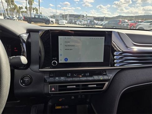 Used 2025 Toyota Camry LE image 22