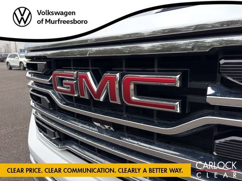 Used 2022 GMC Sierra 1500 SLT w/ SLT Premium Plus Package image 11