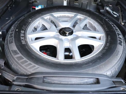 Used 2005 BMW X5 3.0i image 56