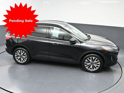 Used 2022 Ford Escape Titanium image 49