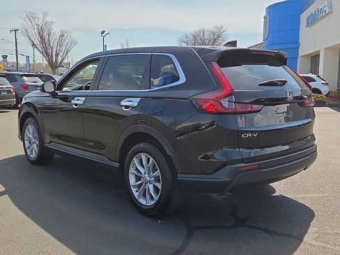 Used 2025 Honda CR-V EX image 4