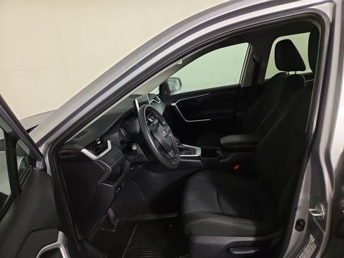 Used 2024 Toyota RAV4 LE AWD/4WD image 12