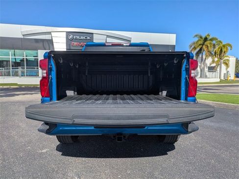 Used 2024 Chevrolet Silverado 1500 Custom image 16