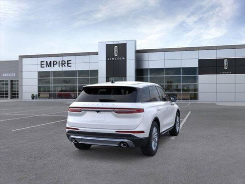 New 2025 Lincoln Corsair Premiere image 8