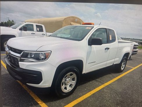 Used 2022 Chevrolet Colorado W/T w/ WT Convenience Package AWD/4WD image 1