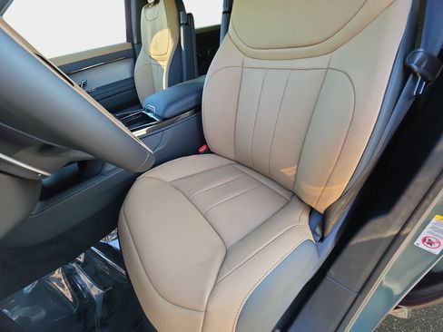 New 2026 Land Rover Range Rover Sport Dynamic SE AWD/4WD image 15