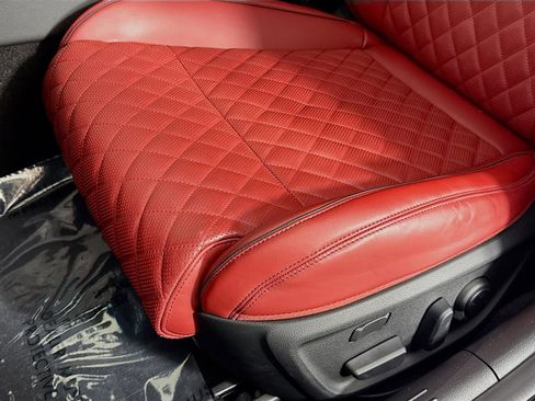 Certified 2025 Genesis G70 3.3T Advanced w/ Sport Prestige Package image 22