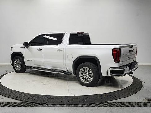Used 2025 GMC Sierra 1500 Denali AWD/4WD image 5