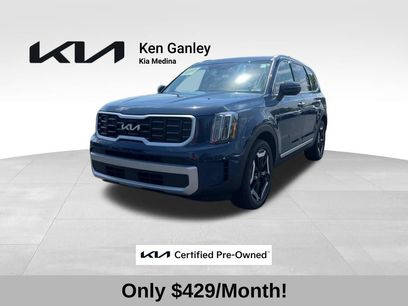 Used 2024 Kia Telluride S w/ S Sunroof Package
