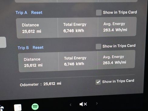 Used 2024 Tesla Model Y Long Range image 17