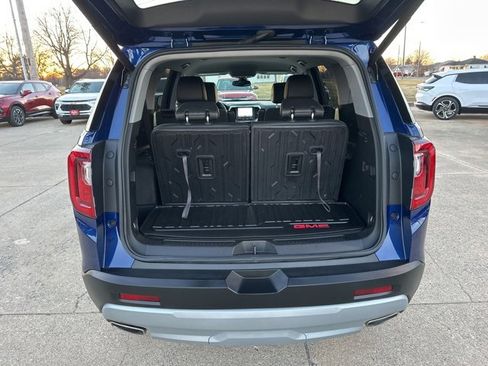 Used 2023 GMC Acadia SLT w/ Preferred Package image 22