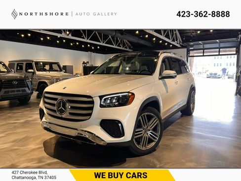 Used 2024 Mercedes-Benz GLS 450 4MATIC image 1