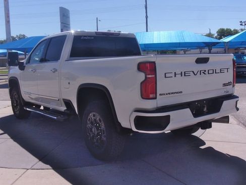 Used 2025 Chevrolet Silverado 2500 High Country w/ Technology Package AWD/4WD image 22