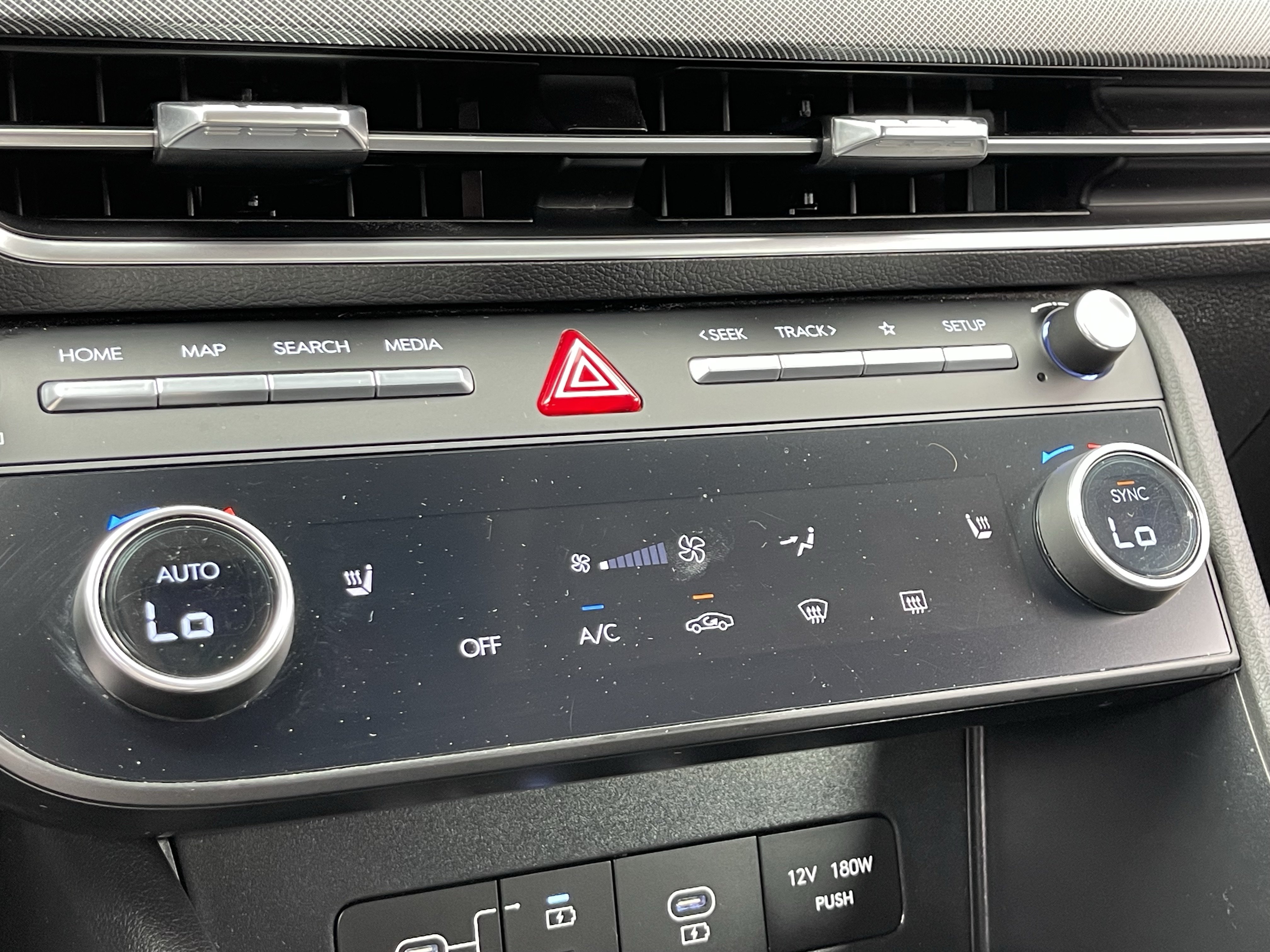 Used 2025 Hyundai Sonata SEL FWD image 27