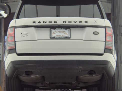 Used 2016 Land Rover Range Rover Supercharged image 7