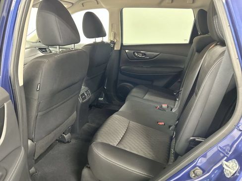 Used 2019 Nissan Rogue SV AWD/4WD image 19