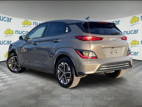 Used 2023 Hyundai Kona SEL image 4