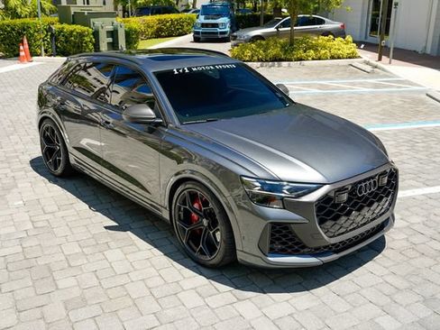 Used 2025 Audi RS Q8 performance AWD/4WD image 38