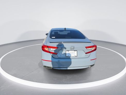 Used 2021 Honda Accord Sport image 7