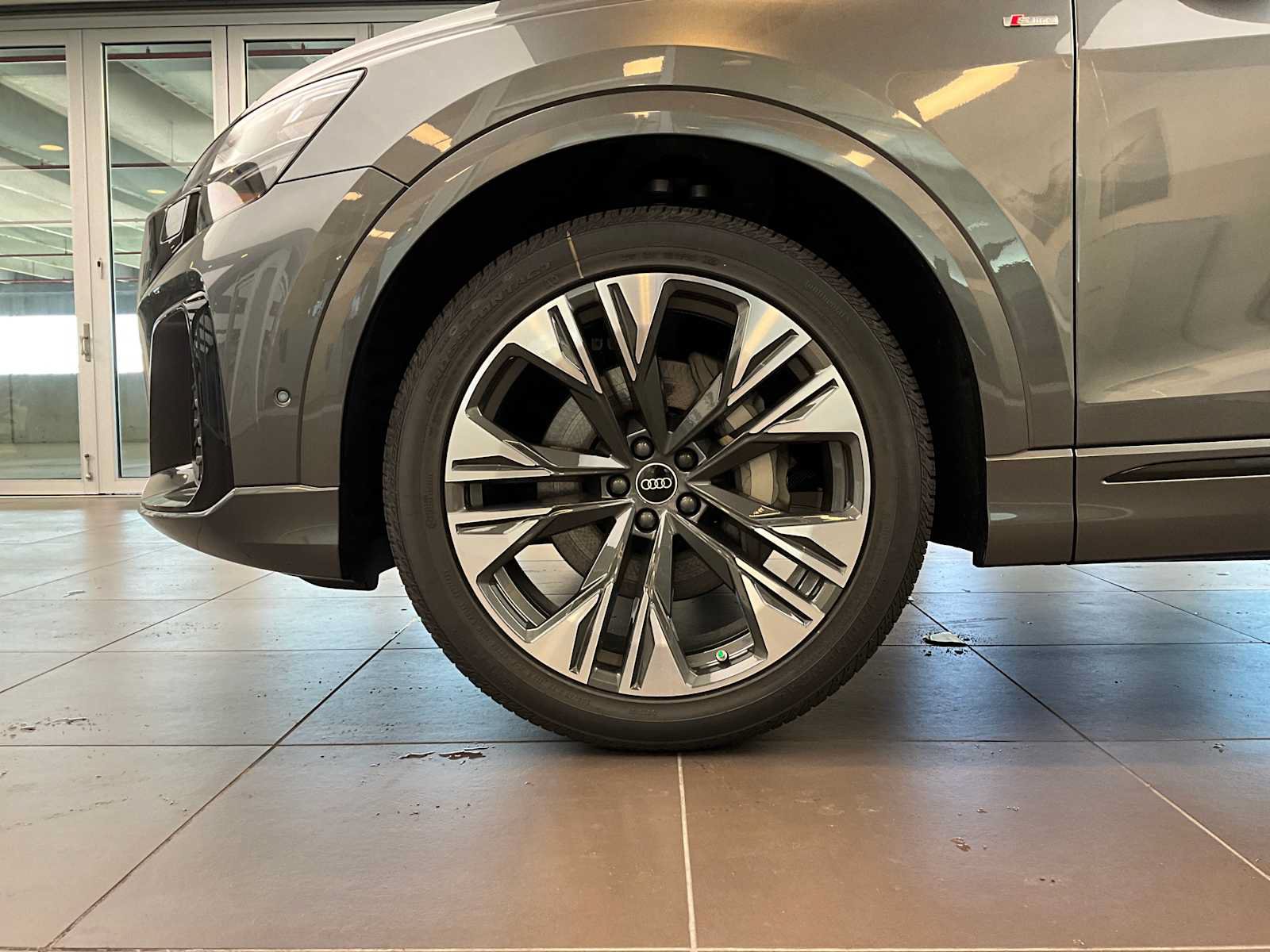 Used 2023 Audi Q8 Premium Plus AWD/4WD image 19