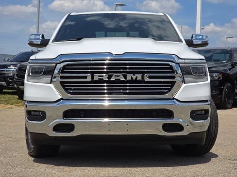 Used 2024 RAM 1500 Laramie AWD/4WD image 3