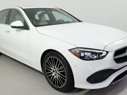 Used 2024 Mercedes-Benz C 300 4MATIC Sedan image 11