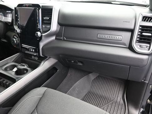 Used 2025 RAM 1500 Big Horn AWD/4WD image 36