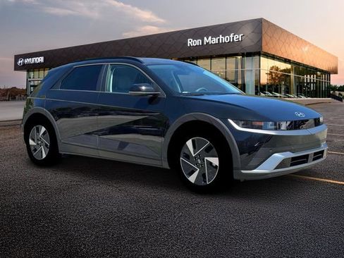 New 2025 Hyundai Ioniq 5 SEL image 10