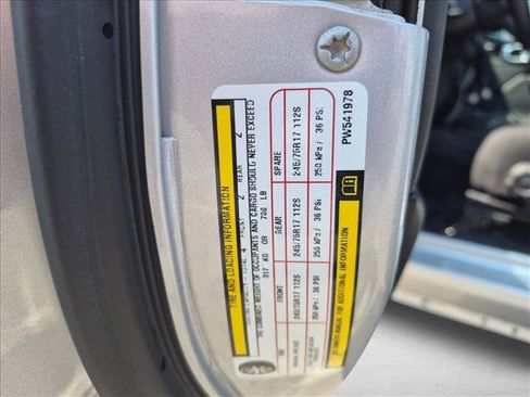 Used 2023 Jeep Wrangler Sport AWD/4WD image 15