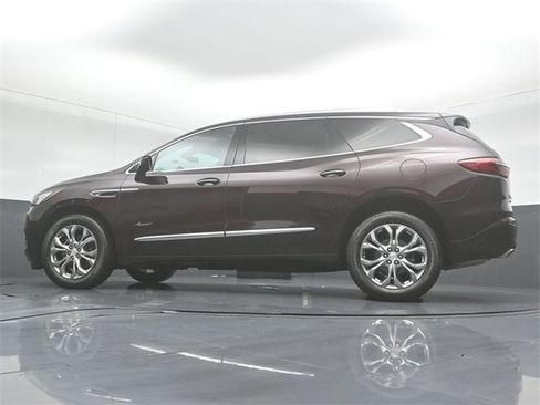 Used 2021 Buick Enclave Avenir w/ Avenir Technology Package image 43