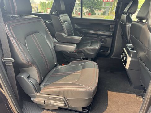 Used 2023 Ford Expedition Max Limited AWD/4WD image 9