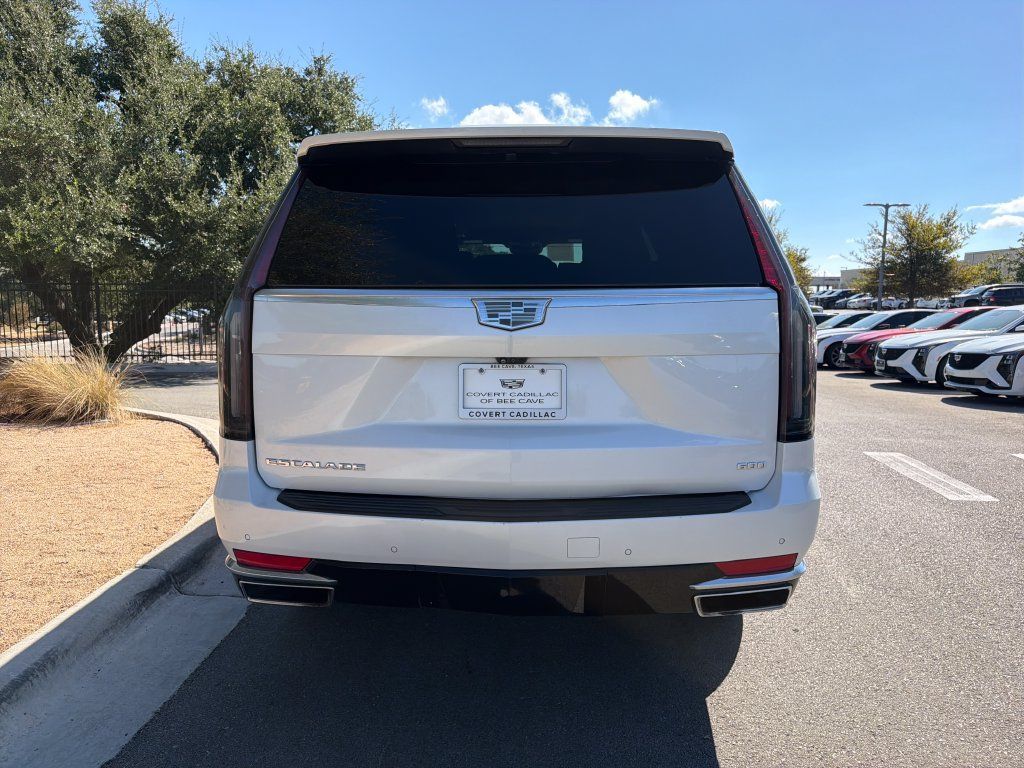 Used 2021 Cadillac Escalade ESV Premium Luxury w/ Driver Assist Tech Package RWD image 8