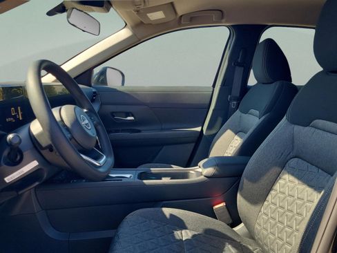 New 2026 Nissan Kicks SV image 12