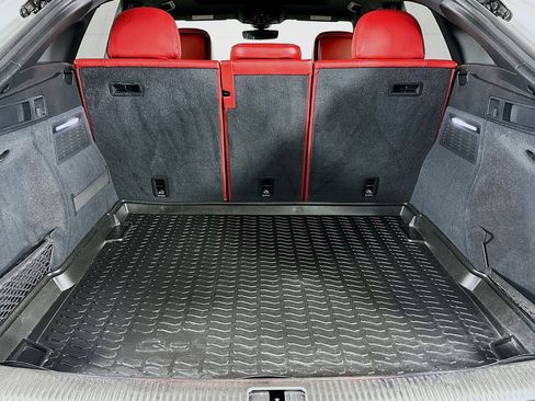 Used 2023 Audi SQ5 Prestige w/ Prestige Package image 25