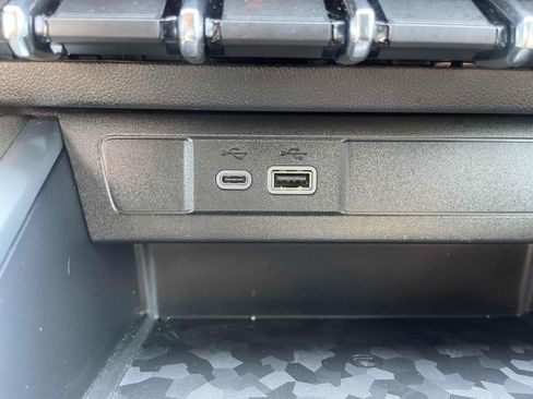 Used 2024 Chevrolet Colorado ZR2 w/ ZR2 Convenience Package III AWD/4WD image 27