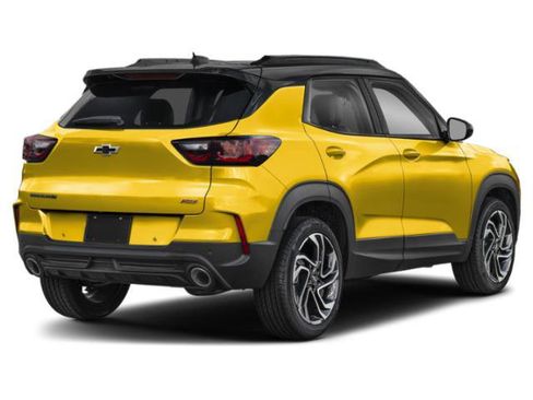 Used 2024 Chevrolet TrailBlazer RS w/ Convenience Package image 2